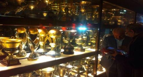  "5 أضعاف منافسه الوحيد".. الأهلي يحكم سيطرته على الألعاب الجماعية في مصر